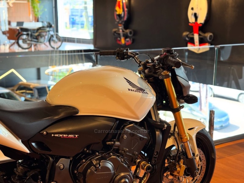 CB 600F HORNET - 2012 - NOVO HAMBURGO