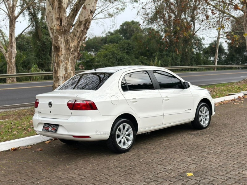 VOYAGE 1.6 MI COMFORTLINE 8V FLEX 4P MANUAL - 2018 - DOIS IRMãOS