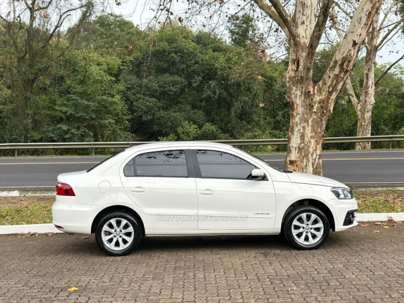 VOYAGE 1.6 MI COMFORTLINE 8V FLEX 4P MANUAL - 2018 - DOIS IRMãOS