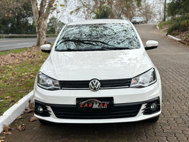 VOYAGE 1.6 MI COMFORTLINE 8V FLEX 4P MANUAL - 2018 - DOIS IRMãOS