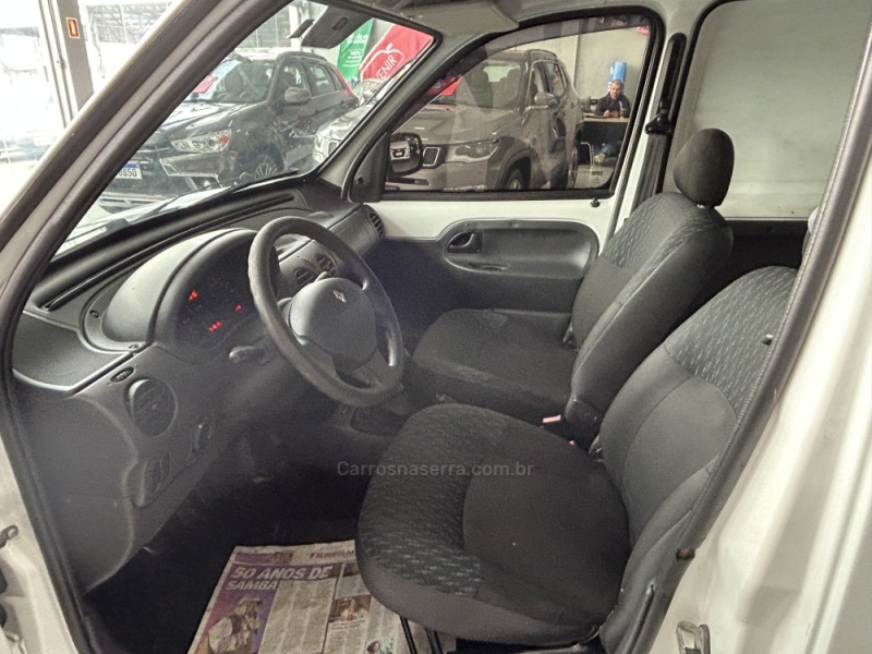 KANGOO 1.6 EXPRESS 16V FLEX 3P MANUAL - 2017 - TAQUARA