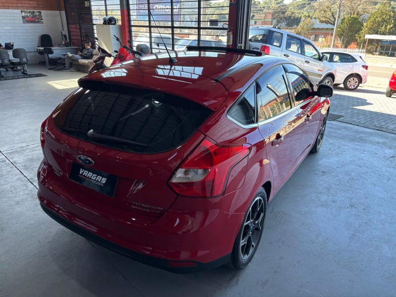 FOCUS 2.0 TITANIUM PLUS 16V FLEX 4P AUTOMÁTICO - 2014 - CAXIAS DO SUL