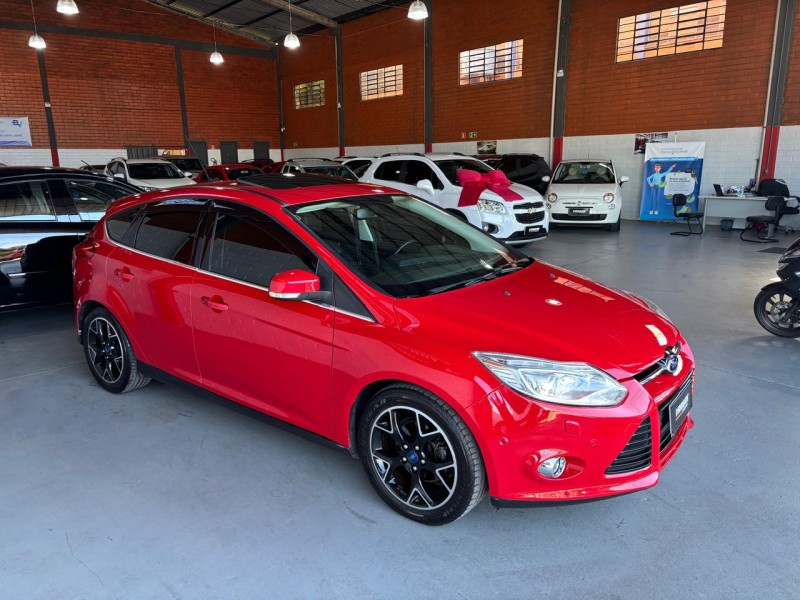FOCUS 2.0 TITANIUM PLUS 16V FLEX 4P AUTOMÁTICO - 2014 - CAXIAS DO SUL