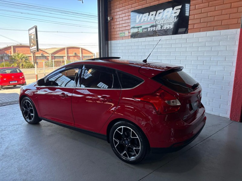 FOCUS 2.0 TITANIUM PLUS 16V FLEX 4P AUTOMÁTICO - 2014 - CAXIAS DO SUL