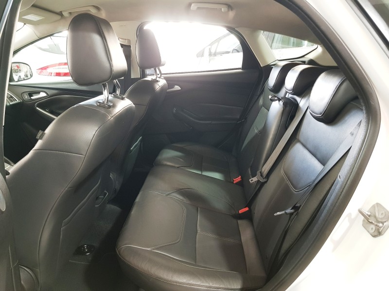 FOCUS 2.0 TITANIUM HATCH 16V FLEX 4P AUTOMÁTICO - 2016 - CAXIAS DO SUL