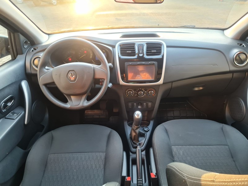 SANDERO 1.6 EXPRESSION 16V FLEX 4P MANUAL - 2020 - CANELA