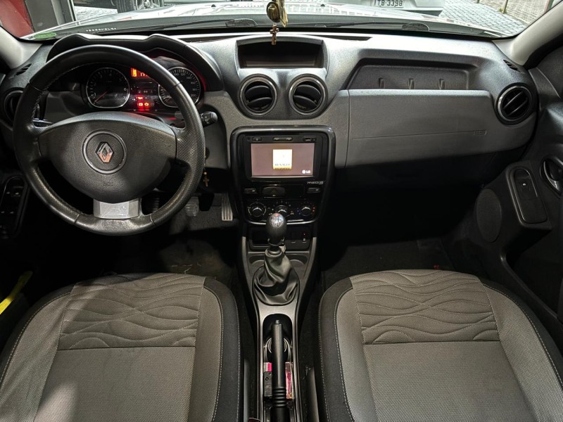 DUSTER 2.0 TECH ROAD 4X2 16V FLEX 4P MANUAL - 2015 - CAXIAS DO SUL