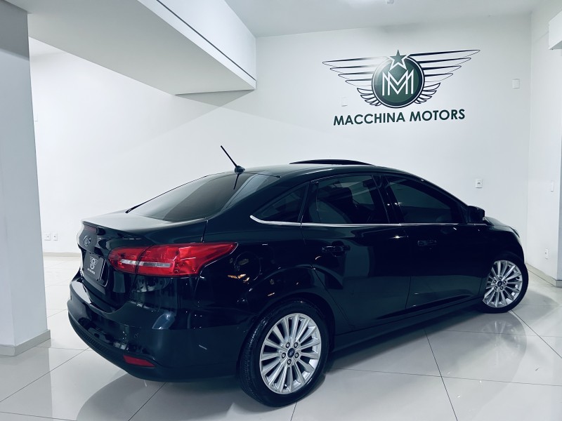 FOCUS 2.0 TITANIUM FASTBACK 16V FLEX 4P AUTOMÁTICO - 2018 - CAXIAS DO SUL