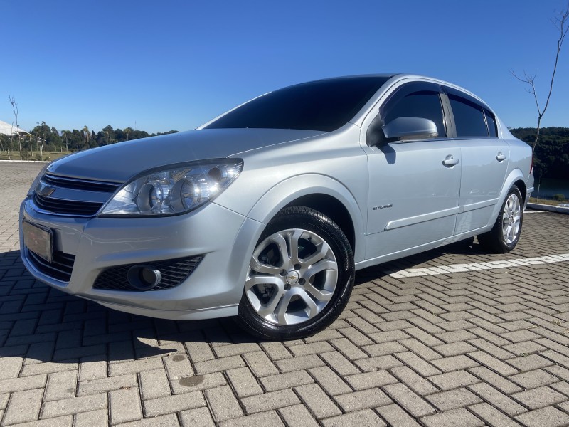 vectra 2.0 mpfi elegance 8v 140cv flex 4p automatico 2011 caxias do sul