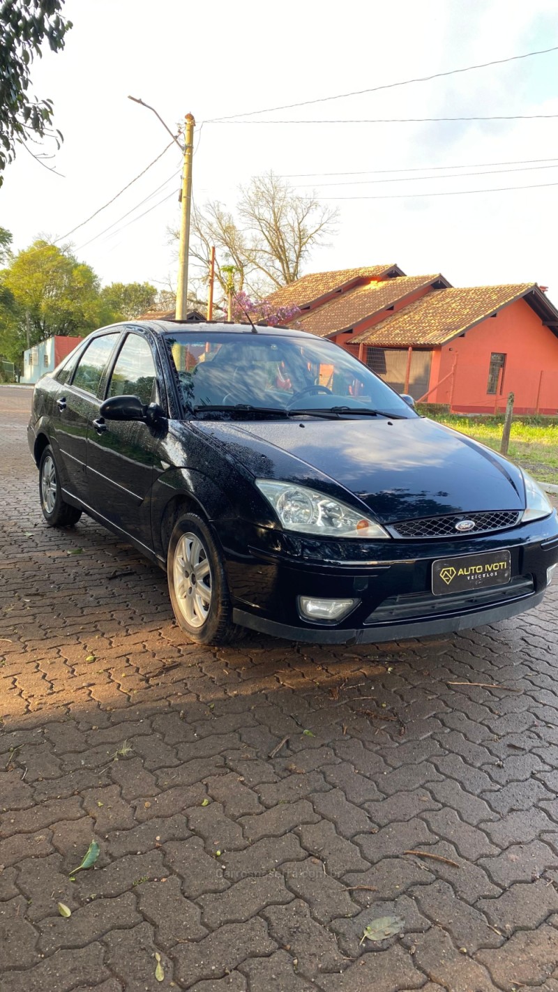 focus 2.0 ghia 16v flex 4p automatico 2008 ivoti