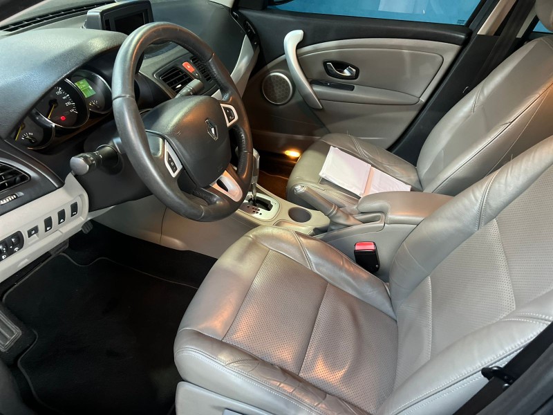 FLUENCE 2.0 PRIVILÉGE 16V FLEX 4P AUTOMÁTICO - 2011 - CAXIAS DO SUL