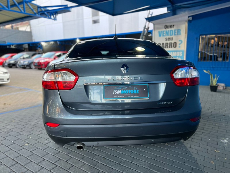 FLUENCE 2.0 PRIVILÉGE 16V FLEX 4P AUTOMÁTICO - 2011 - CAXIAS DO SUL
