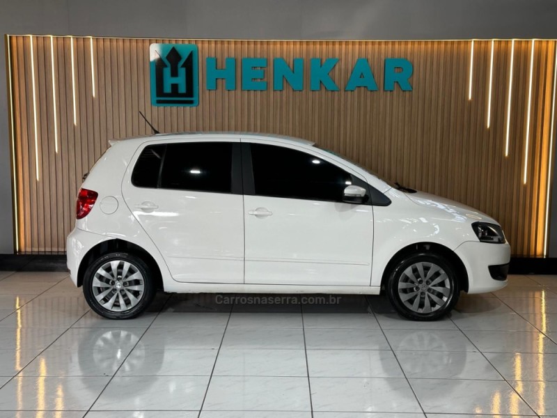 FOX 1.0 MI TREND 8V FLEX 4P MANUAL - 2013 - CAMPO BOM