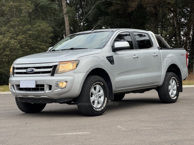 RANGER 2.2 XL 4X4 CD 16V DIESEL 4P MANUAL - 2014 - GRAMADO