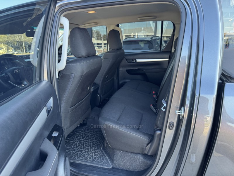 HILUX 2.8 SR 4X4 CD 16V DIESEL 4P AUTOMÁTICO - 2024 - VERANóPOLIS