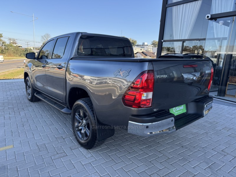 HILUX 2.8 SR 4X4 CD 16V DIESEL 4P AUTOMÁTICO - 2024 - VERANóPOLIS