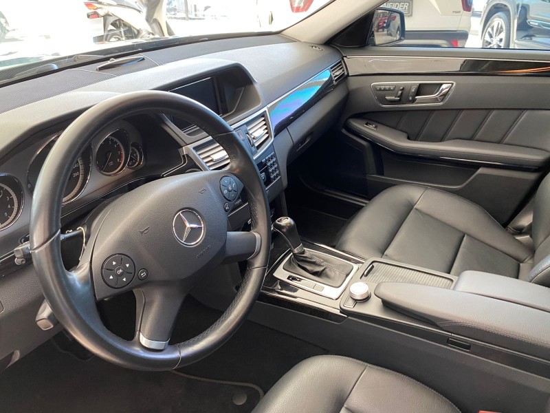 E 250 1.8 CGI AVANTGARDE 16V GASOLINA 4P AUTOMÁTICO - 2011 - NOVA PETRóPOLIS