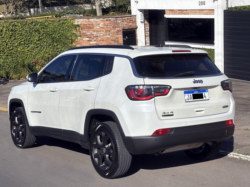 COMPASS 2.0 16V DIESEL LONGITUDE 4X4 AUTOMÁTICO - 2020 - FARROUPILHA