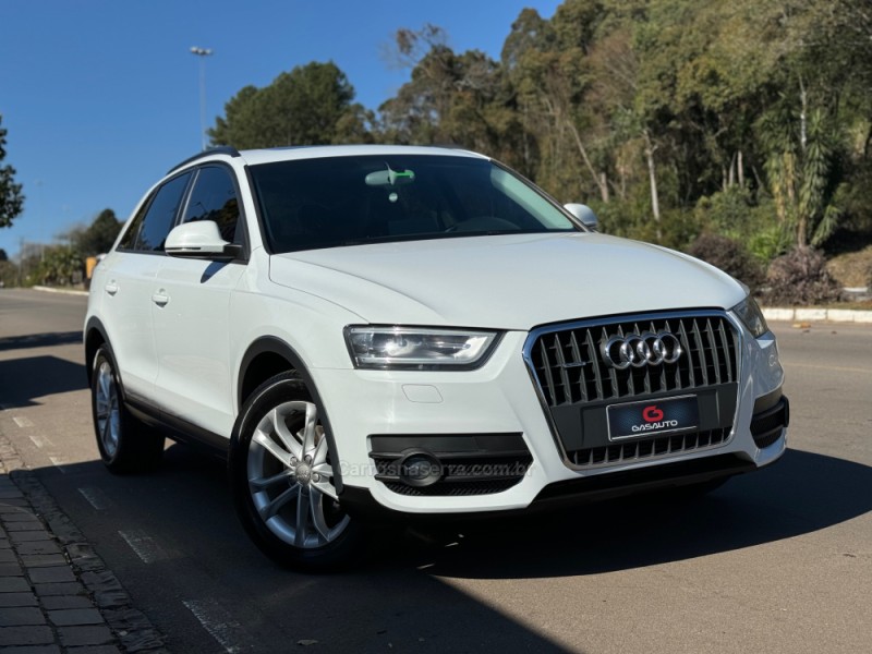 Q3 2.0 TFSI AMBIENTE QUATTRO 4P GASOLINA S TRONIC - 2014 - NOVA PRATA