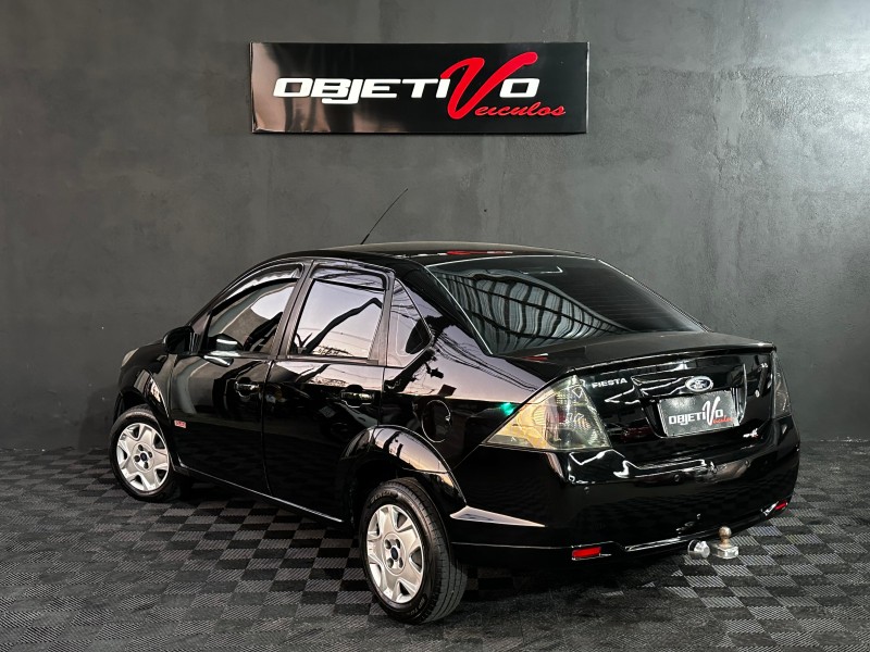 FIESTA 1.6 MPI CLASS SEDAN 8V FLEX 4P MANUAL - 2013 - CAXIAS DO SUL