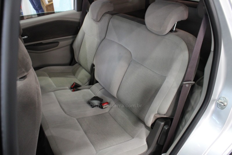 SPIN 1.8 LTZ 8V FLEX 4P AUTOMÁTICO - 2015 - CAXIAS DO SUL