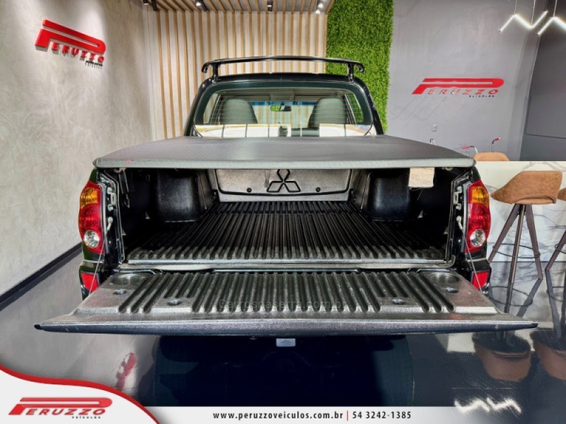 L200 TRITON 3.2 HPE 4X4 CD 16V TURBO INTERCOOLER DIESEL 4P AUTOMÁTICO - 2012 - NOVA PRATA