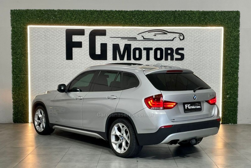 X1 3.0 28I 4X4 24V GASOLINA 4P AUTOMÁTICO - 2011 - NOVO HAMBURGO