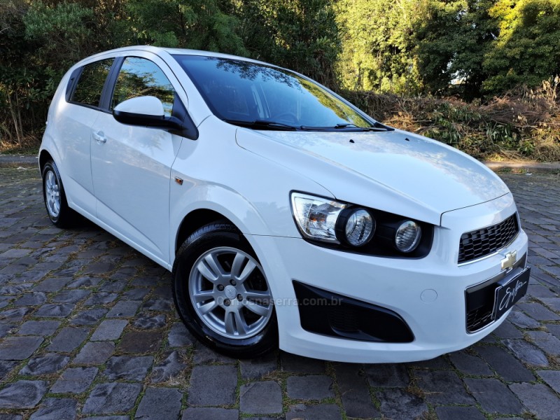 sonic 1.6 lt 16v flex 4p automatico 2014 bento goncalves