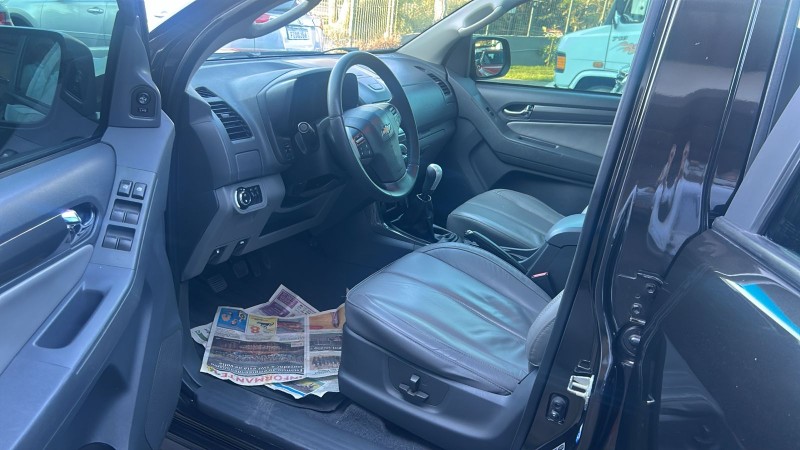 S10 2.4 LTZ 4X2 CD 8V FLEX 4P MANUAL - 2014 - FARROUPILHA