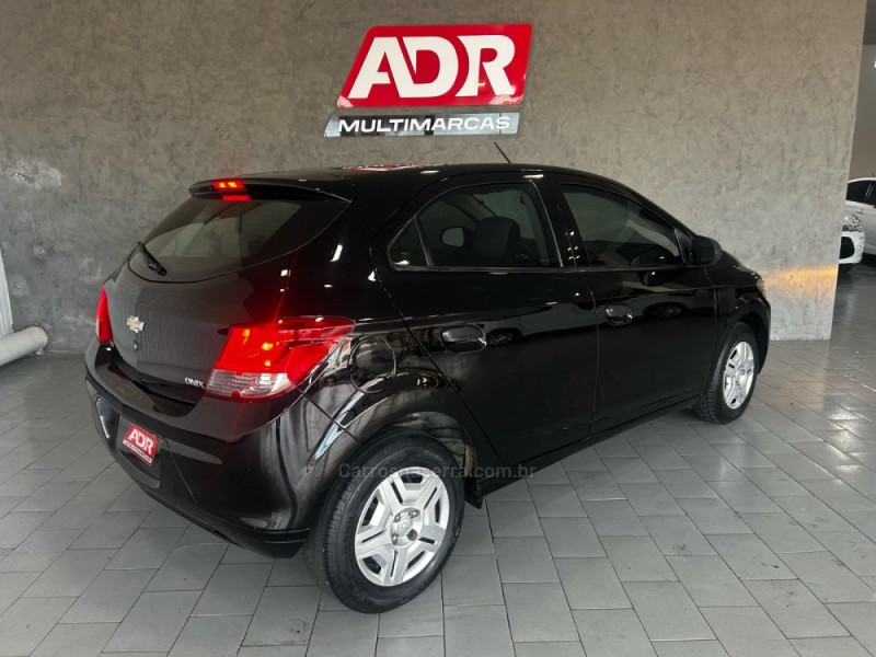 ONIX 1.0 MPFI LS 8V FLEX 4P MANUAL - 2016 - CAXIAS DO SUL