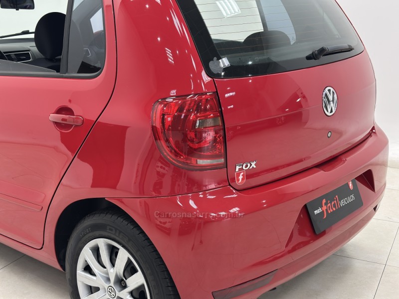 FOX 1.0 MI 8V FLEX 4P MANUAL - 2013 - SANTA CRUZ DO SUL