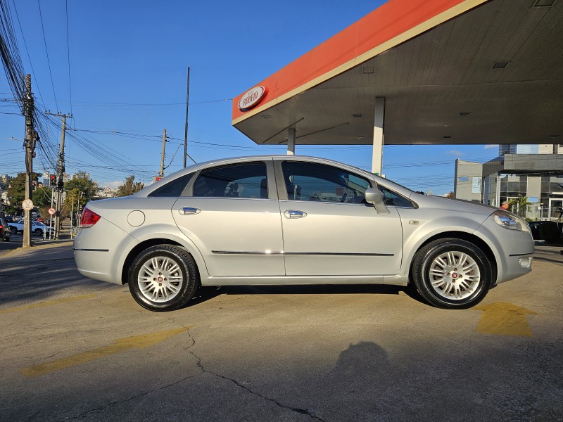 LINEA 1.8 LX 16V FLEX 4P MANUAL - 2011 - CAXIAS DO SUL