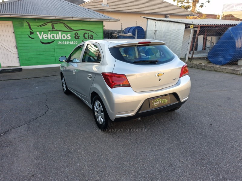 ONIX 1.0 LT PLUS 8V FLEX 4P MANUAL - 2017 - BENTO GONçALVES