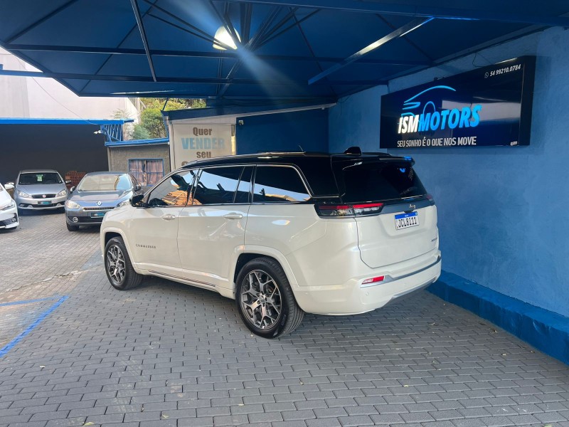 COMMANDER 1.3 OVERLAND T270 16V 4X2 TURBO FLEX 4P AUTOMÁTICO - 2023 - CAXIAS DO SUL