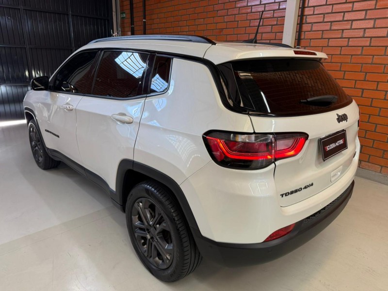 COMPASS 2.0 TURBO 350 80 ANOS 4X4 DIESEL AUTOMÁTICO - 2022 - BENTO GONçALVES