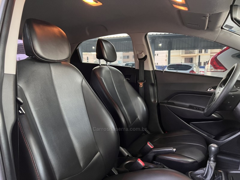 HB20 1.0 COPA DO MUNDO 12V FLEX 4P MANUAL - 2015 - BOM PRINCíPIO