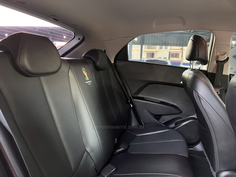 HB20 1.0 COPA DO MUNDO 12V FLEX 4P MANUAL - 2015 - BOM PRINCíPIO
