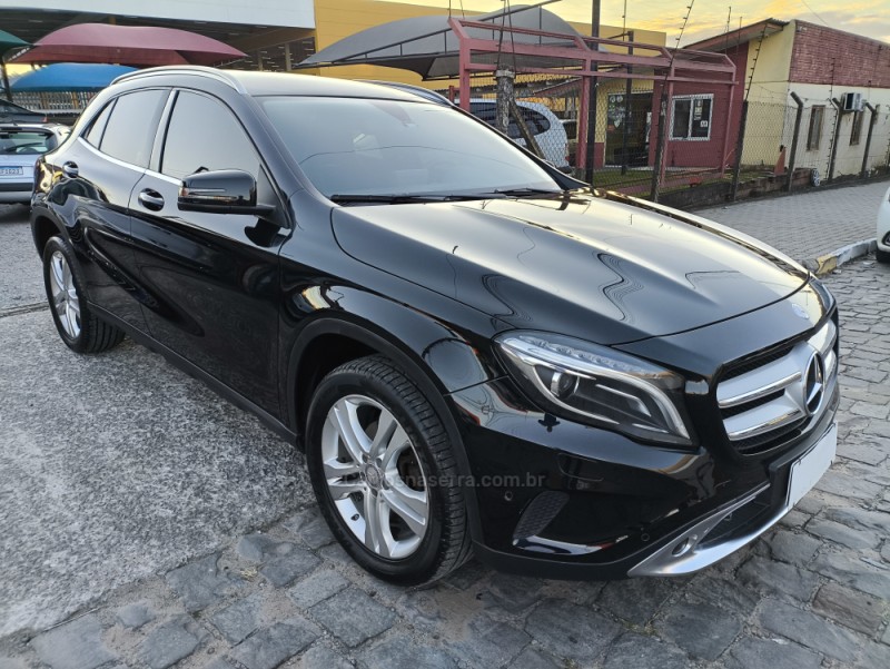 gla 200 1.6 cgi style 16v turbo flex 4p automatico 2017 farroupilha
