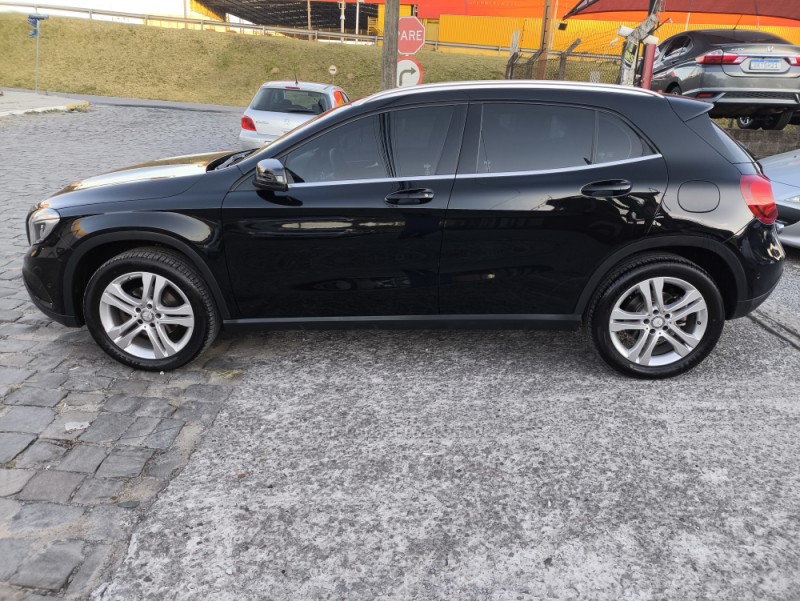 GLA 200 1.6 CGI STYLE 16V TURBO FLEX 4P AUTOMÁTICO - 2017 - FARROUPILHA