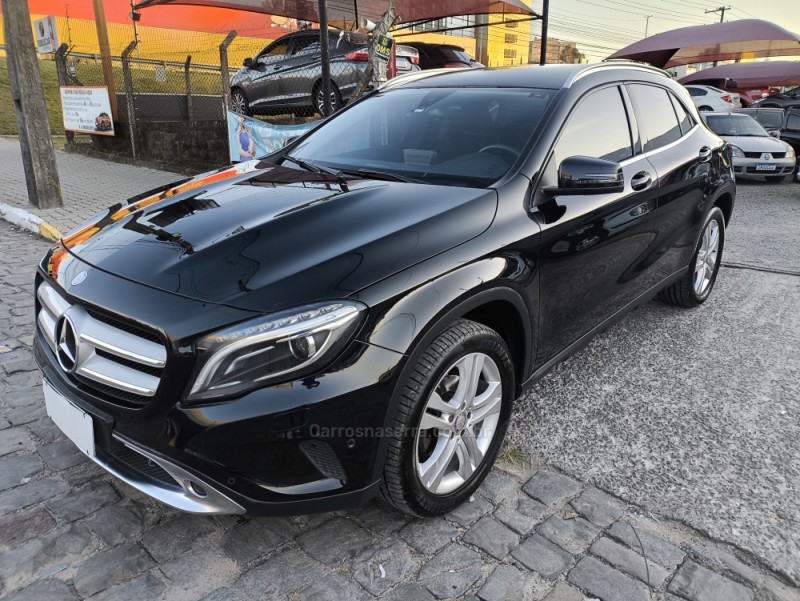 GLA 200 1.6 CGI STYLE 16V TURBO FLEX 4P AUTOMÁTICO - 2017 - FARROUPILHA