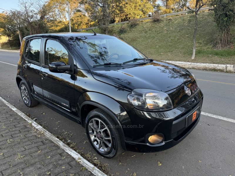 UNO 1.4 EVO SPORTING 8V FLEX 4P MANUAL - 2013 - NOVA ARAçá