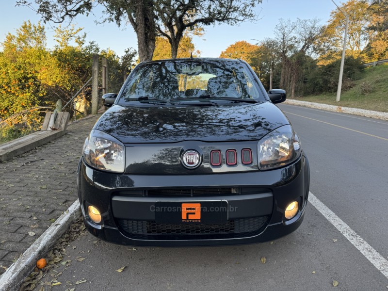 UNO 1.4 EVO SPORTING 8V FLEX 4P MANUAL - 2013 - NOVA ARAçá