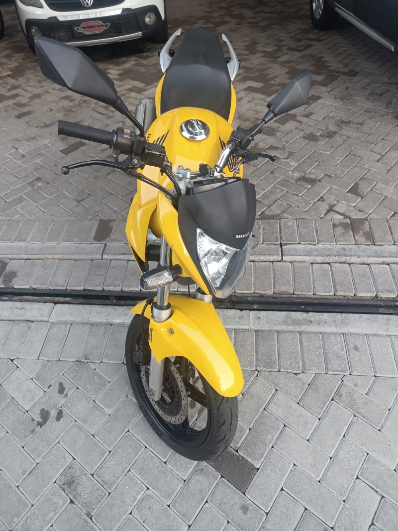 CB 300R ABS - 2013 - CAXIAS DO SUL