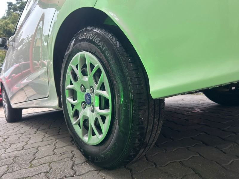 KA + 1.0 SE 12V FLEX 4P MANUAL - 2019 - TRêS COROAS