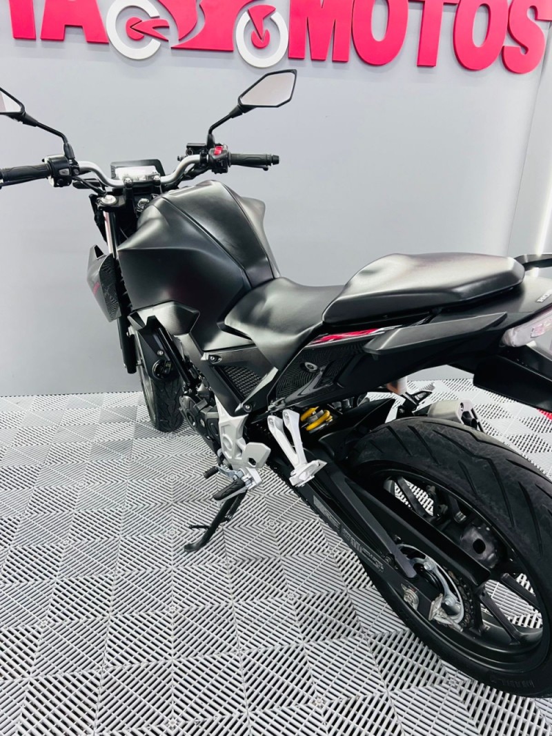CB 300F TWISTER  - 2023 - CAMPO BOM
