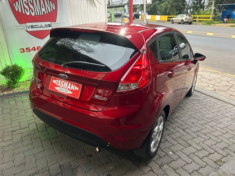 FIESTA 1.6 SE HATCH 16V FLEX 4P AUTOMÁTICO - 2016 - TRêS COROAS