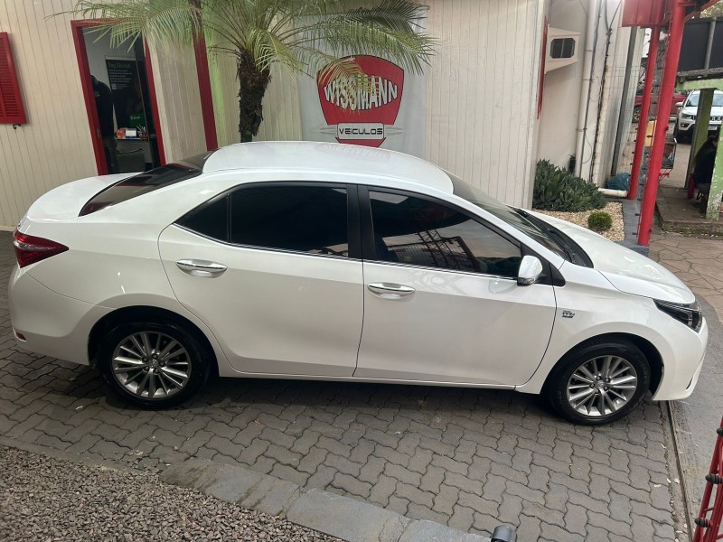 COROLLA 2.0 ALTIS 16V FLEX 4P AUTOMÁTICO - 2016 - TRêS COROAS