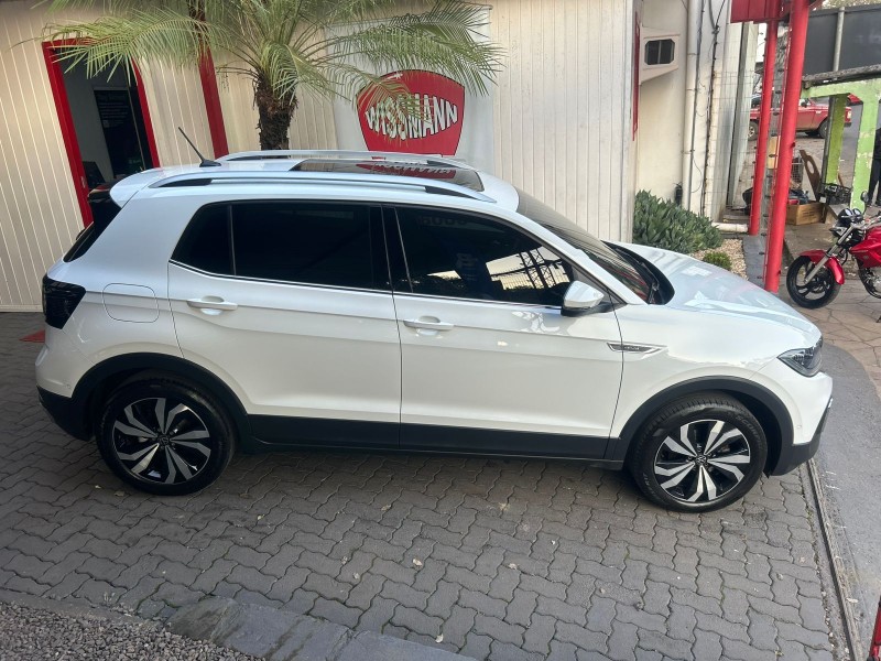 T-CROSS 1.4 HIGHLINE TSI 16V FLEX 4P AUTOMÁTICO - 2024 - TRêS COROAS