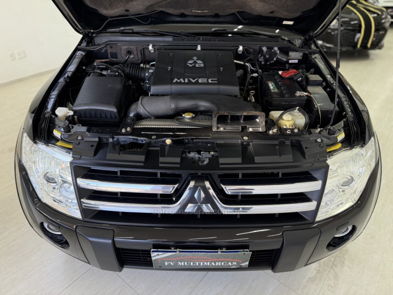 PAJERO FULL 3.8 HPE 4X4 V6 24V GASOLINA 2P AUTOMÁTICO - 2008 - BENTO GONçALVES