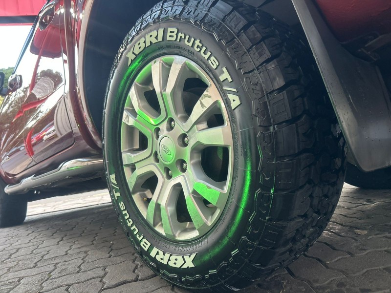 RANGER 3.2 LIMITED PLUS 4X4 CD 20V DIESEL 4P AUTOMÁTICO - 2017 - TRêS COROAS